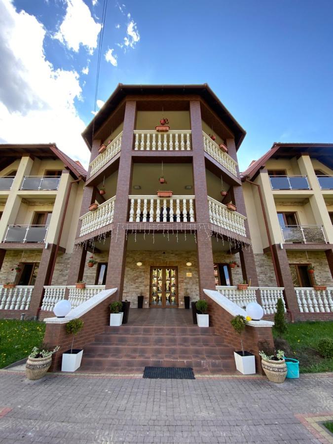 Aparthotel приватна європа Solochin